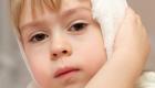 التهاب الأذن الوسطى لدى الأطفال.. الأسباب والعلاج