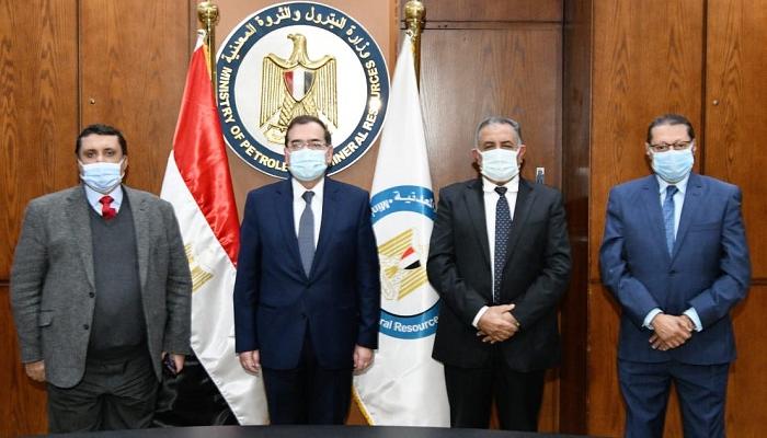 جانب من توقيع العقود - وزارة البترول المصرية