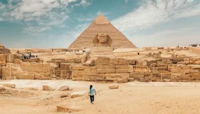  أهرامات الجيزة - مصر 