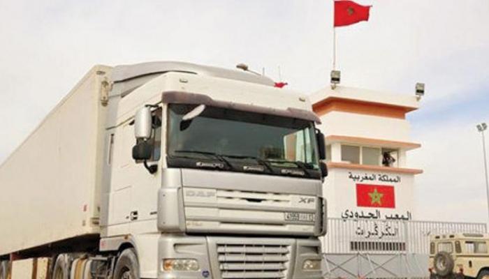 معبر الكركرات الرابط بين جنوب المغرب وشمال موريتانيا
