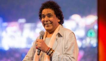 الفنان محمد منير