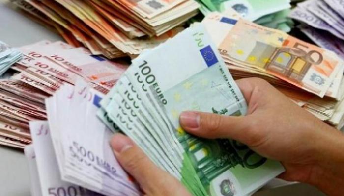سعر الدولار واليورو في الجزائر اليوم الأربعاء 27 يناير 2021