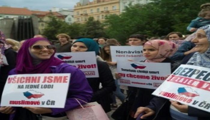 مظاهرات سابقة في فرنسا ضد حظر الحجاب