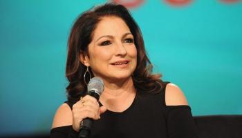 المغنية الأمريكية الكوبية الأصل جلوريا استيفان