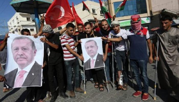 مجموعة من أنصار أردوغان- نورديك مونيتور