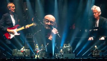 فرقة "جينيسيس"