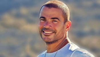 الفنان المصري عمرو دياب