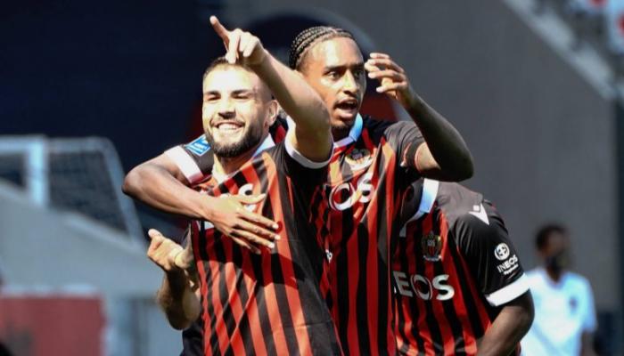 أندي ديلور لاعب نيس الفرنسي