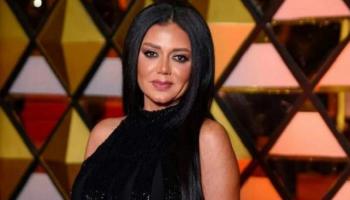 الفنانة رانيا يوسف