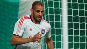 إسلام سليماني مهاجم ليون ومنتخب الجزائر