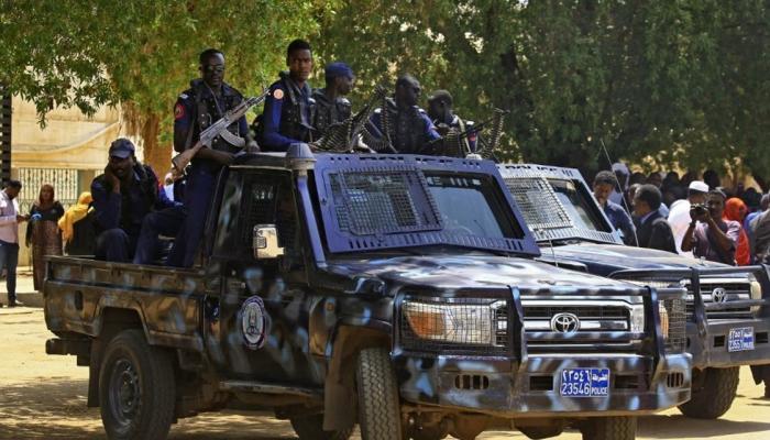 مجموعة من رجال الشرطة السودانية
