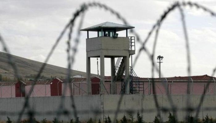 Türkiye'deki cezaevlerinde siyasi mahkumlar 'tehlikeli mahkum' sayılanlar