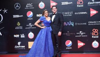 الفنانة المصرية بشرى وزوجها