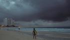 العاصفة "ريك" تتحول لإعصار قبالة ساحل المكسيك