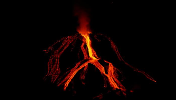 بركان لابالما بجزر الكناري في إيطاليا