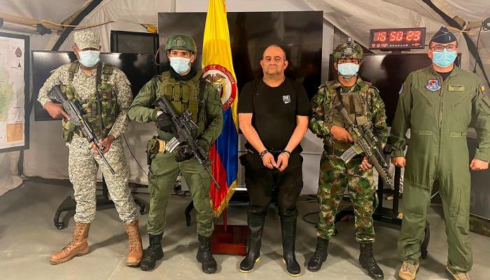 دايرو أنطونيو أوسوجا في قبضة القوات المسلحة الكولومبية