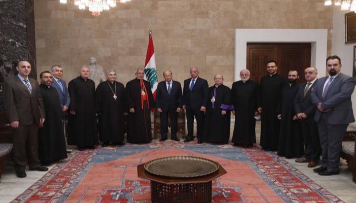 الرئيس اللبناني خلال استقباله بطريرك كيليكيا للأرمن الكاثوليك