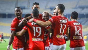 بيرسي تاو لاعب الأهلي المصري
