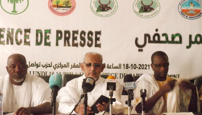 رئيس حزب "تواصل" الموريتاني وقادة معارضون- أرشيفية