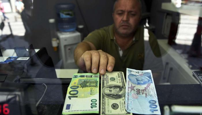 استمرار التضخم يضعف الليرة التركية