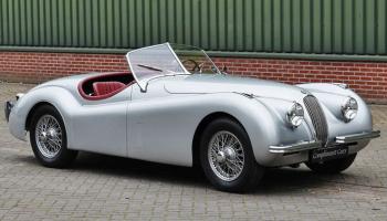 الطراز العامل بمحرك Jaguar XK