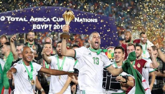إسلام سليماني لاعب منتخب الجزائر