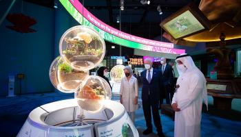 القرقاوي وشواب يفتتحان بوابة "إكسبو 2020 دبي"