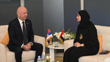سارة الأميري مع الدكتور نيناد بوبوفيتش
