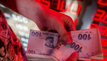 الليرة التركية تسجل هبوطا جديدا