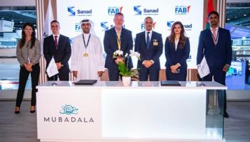 سند توقع اتفاقية تمويل مع بنك أبوظبي الأول بقيمة 100 مليون دولار أمريكي