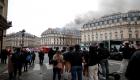 فيديو.. اندلاع حريق ضخم قرب ميدان الأوبرا وسط باريس
