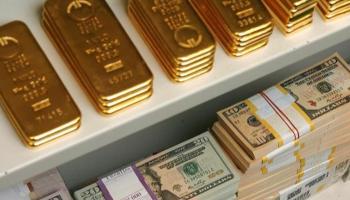ارتفاع الذهب والدولار.. الموجة الرابعة في أوروبا تضرب الأسواق