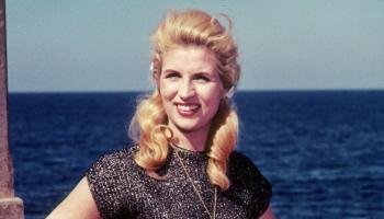 الفنانة صباح