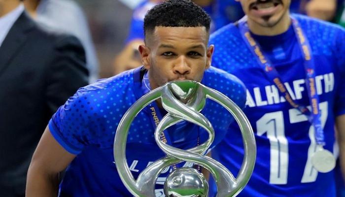 علي البليهي لاعب الهلال السعودي