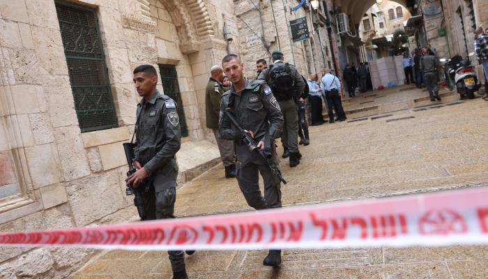 أمن إسرائئيلي في موقع حادث أمس بالقدس