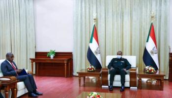 البرهان خلال استقباله وزير خارجية الكونغو