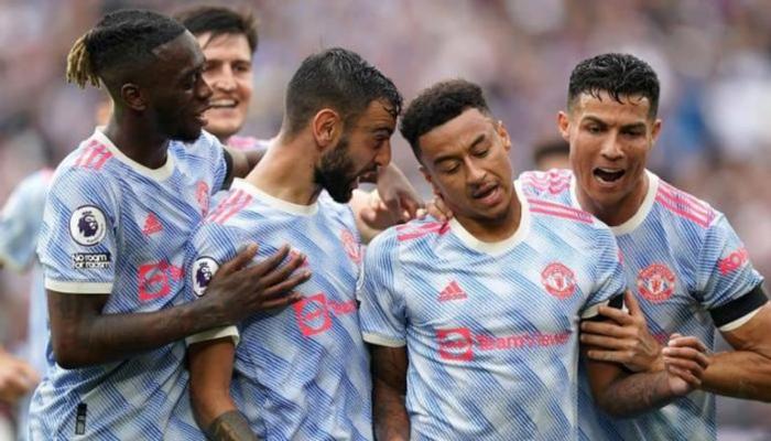 لاعبو مانشستر يونايتد