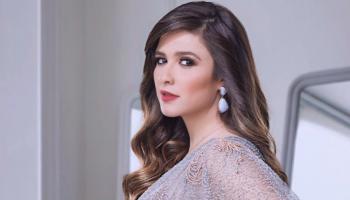الفنانة ياسمين عبدالعزيز