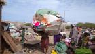 النفايات البلاستيكية.. ملجأ اليمنيين للهروب من دمار مليشيات الحوثي