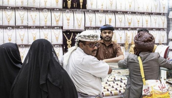 متجر لبيع الذهب - أرشيف