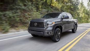 شاحنة Toyota Tundra 4WD