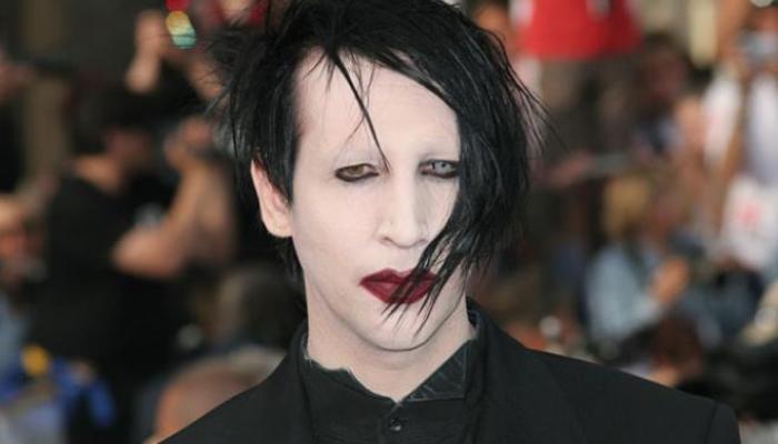 Cinsel istismarla suçlanan Marilyn Manson’ın evine polis baskını