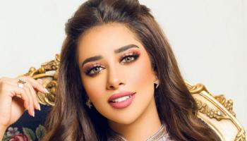 النجمة بلقيس فتحي