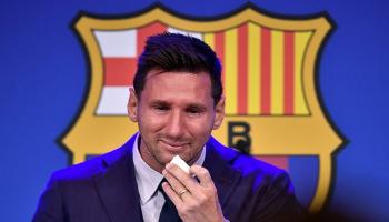 ليونيل ميسي قائد برشلونة السابق
