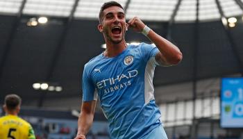 فيران توريس لاعب مانشستر سيتي