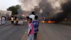 "مليونية الخميس".. سودانيون يخرجون للشارع والأمن يرد بقنابل الغاز