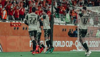 الأهلي المصري يحتفل بالفوز على الدحيل