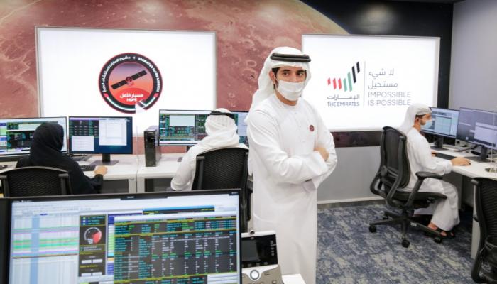 ولي عهد دبي رئيس مركز محمد بن راشد للفضاء