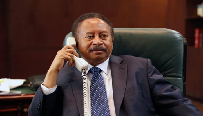 رئيس الوزراء السوداني خلال اتصال هاتفي سابق