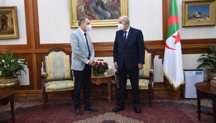 جانب من لقاء الرئيس الجزائري وسفيان جيلالي رئيس حزب